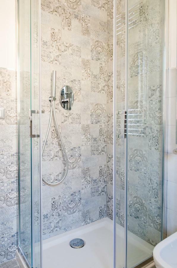 Fco Luxury Apartments Фиумичино Екстериор снимка