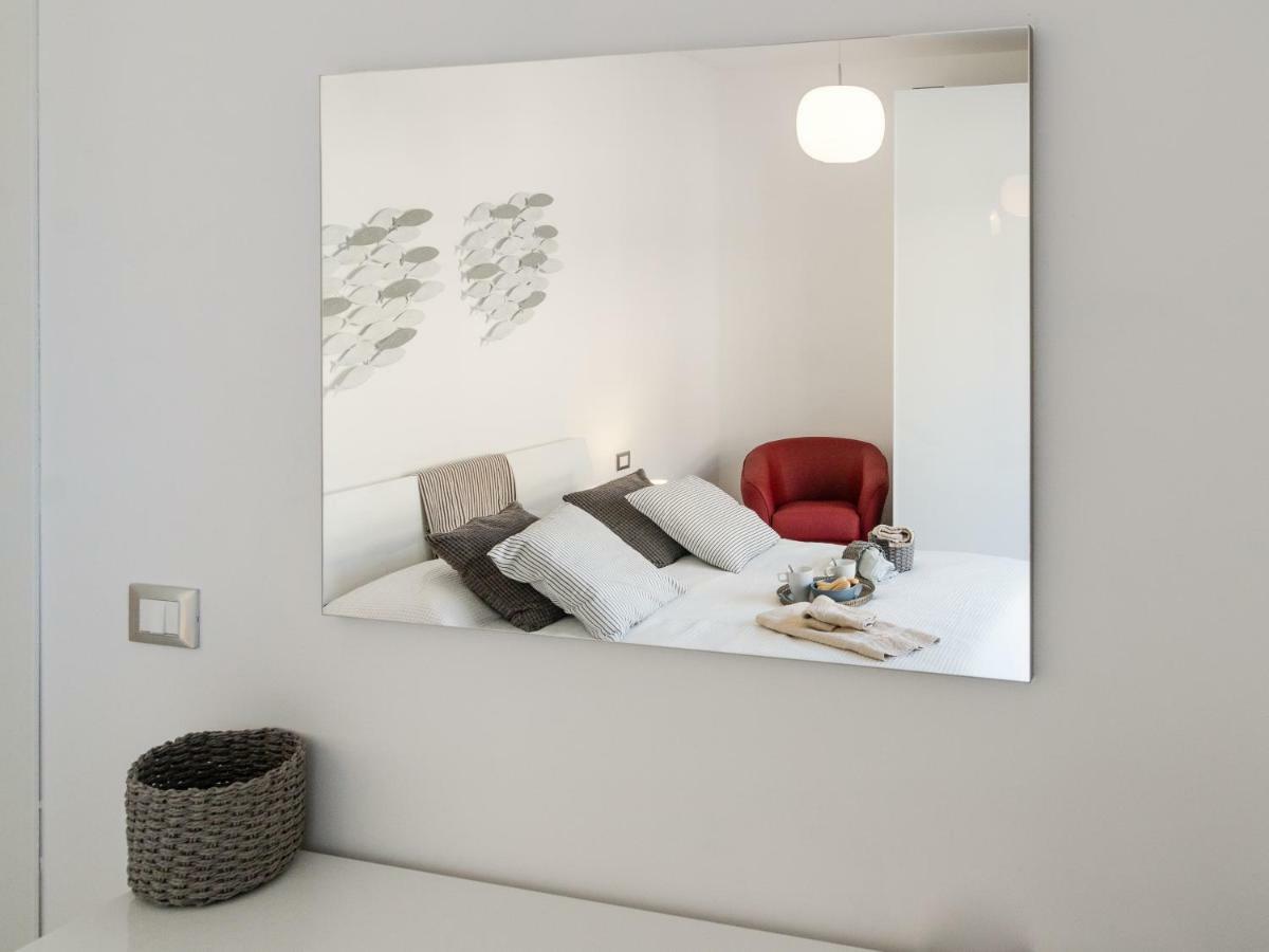 Fco Luxury Apartments Фиумичино Екстериор снимка