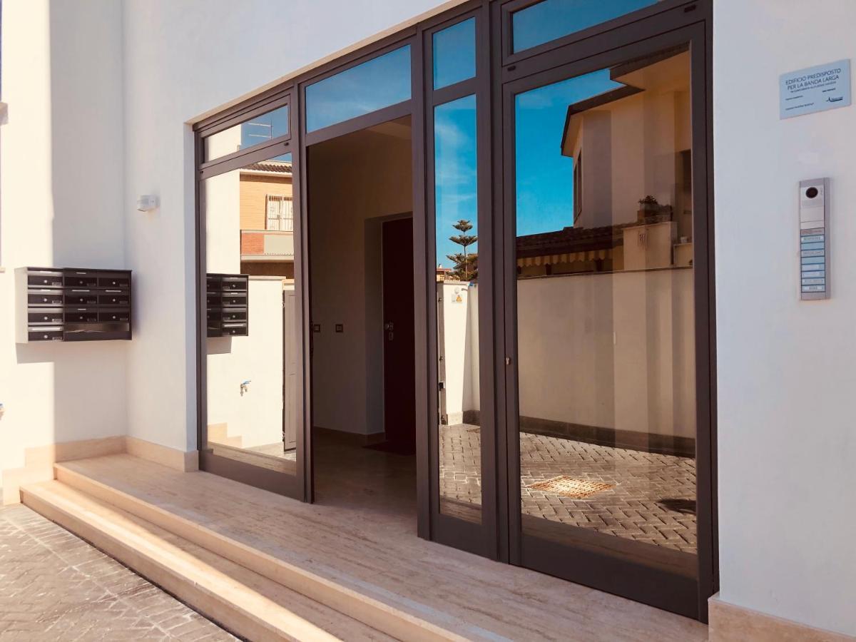 Fco Luxury Apartments Фиумичино Екстериор снимка
